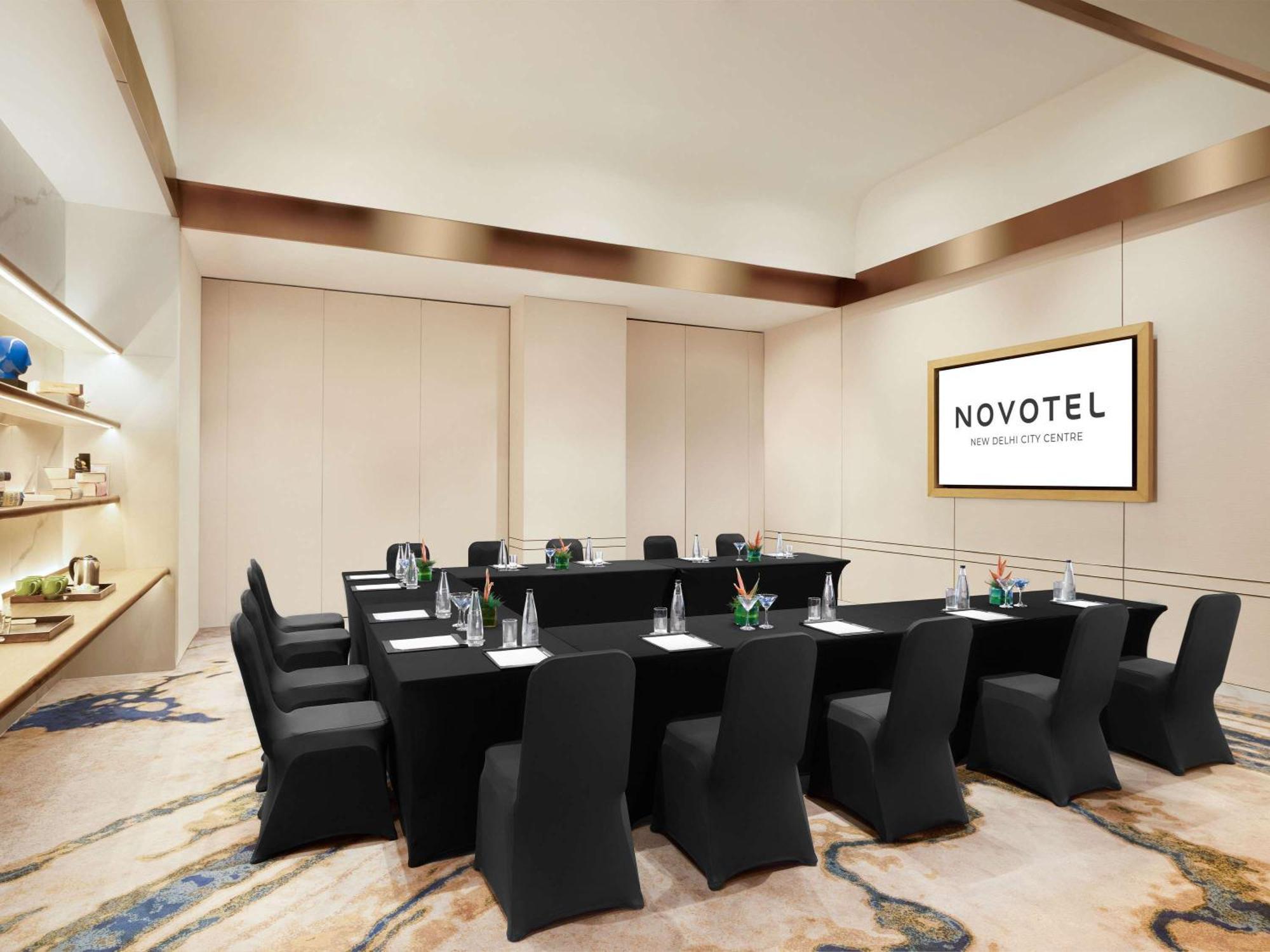 Novotel New Delhi City Centre Exterior foto